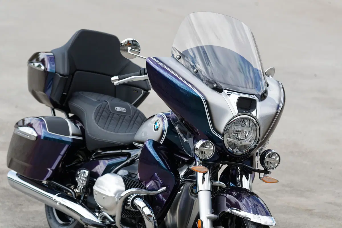 BMW R18 B e R18 Transcontinental test. Americane "Berlin Built"