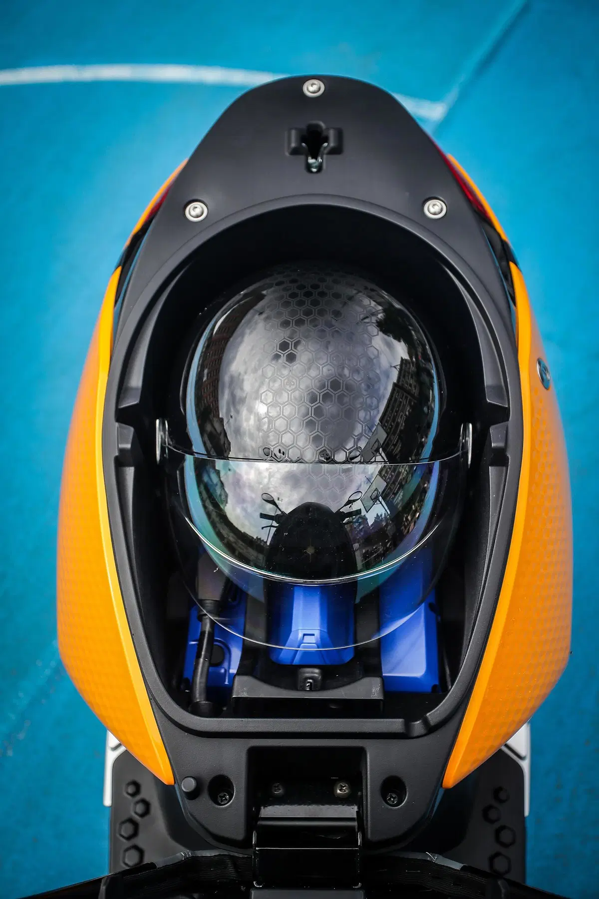 Piaggio 1. Lo scooter elettrico per tutti arriva nei concessionari (14)