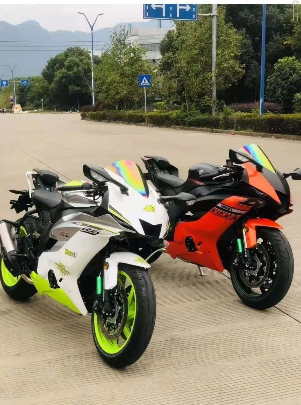 Alla Yamaha R6, copia di Huaying, sono spariti due cilindri (14)