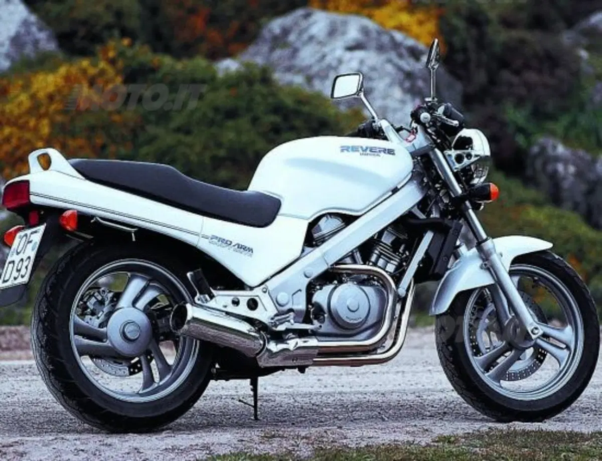 EICMA 1987. Tanta voglia di moto per il 50° Salone di Milano (37)