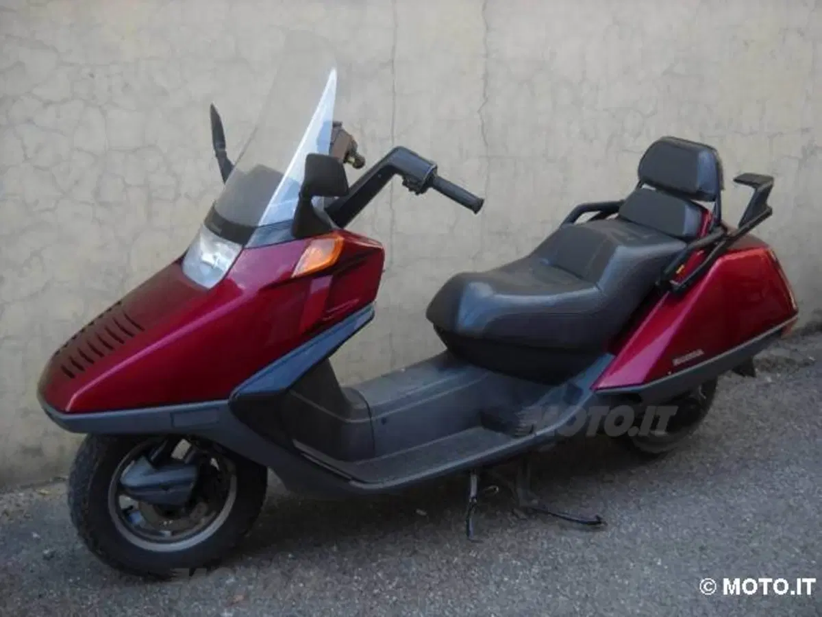 EICMA 1987. Tanta voglia di moto per il 50° Salone di Milano (40)