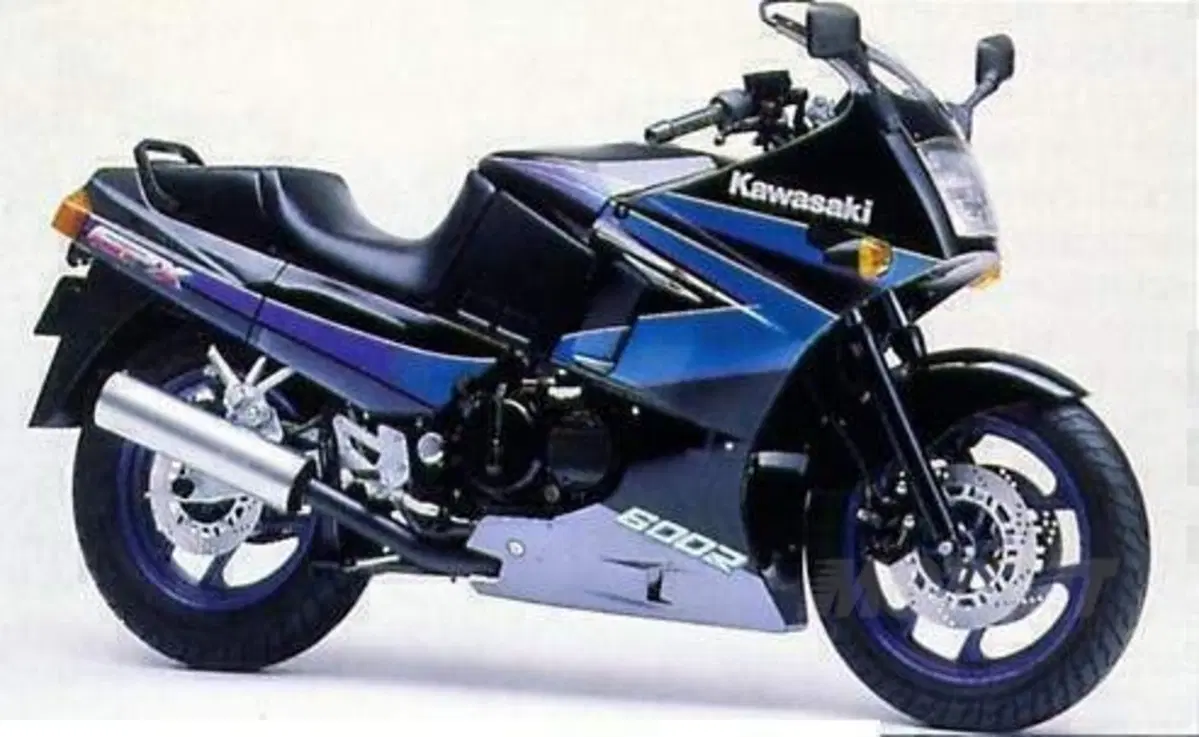 EICMA 1987. Tanta voglia di moto per il 50° Salone di Milano (42)