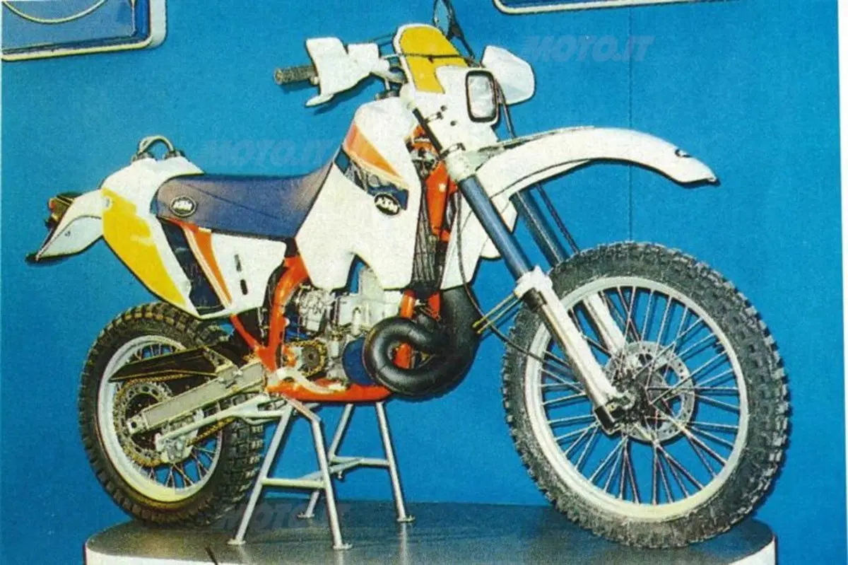 EICMA 1987. Tanta voglia di moto per il 50° Salone di Milano (45)