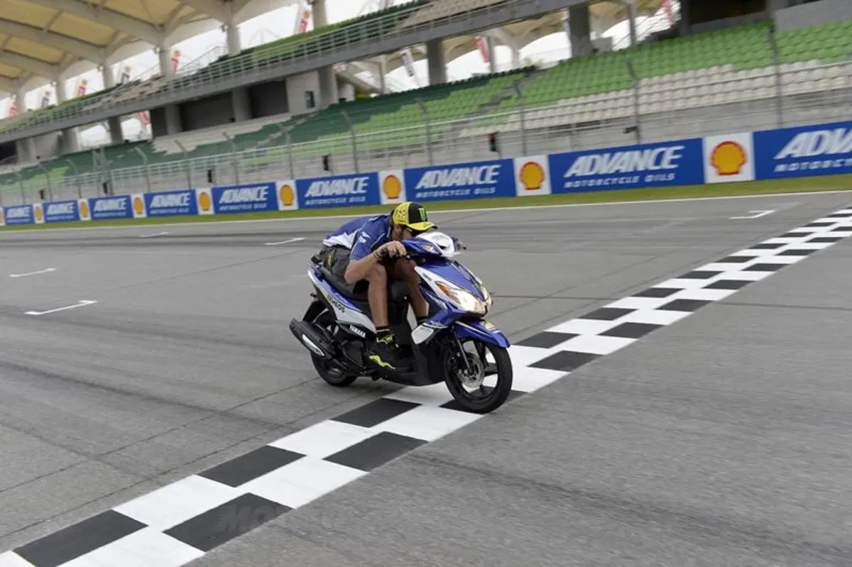 Le foto più spettacolari del GP di Sepang (7)