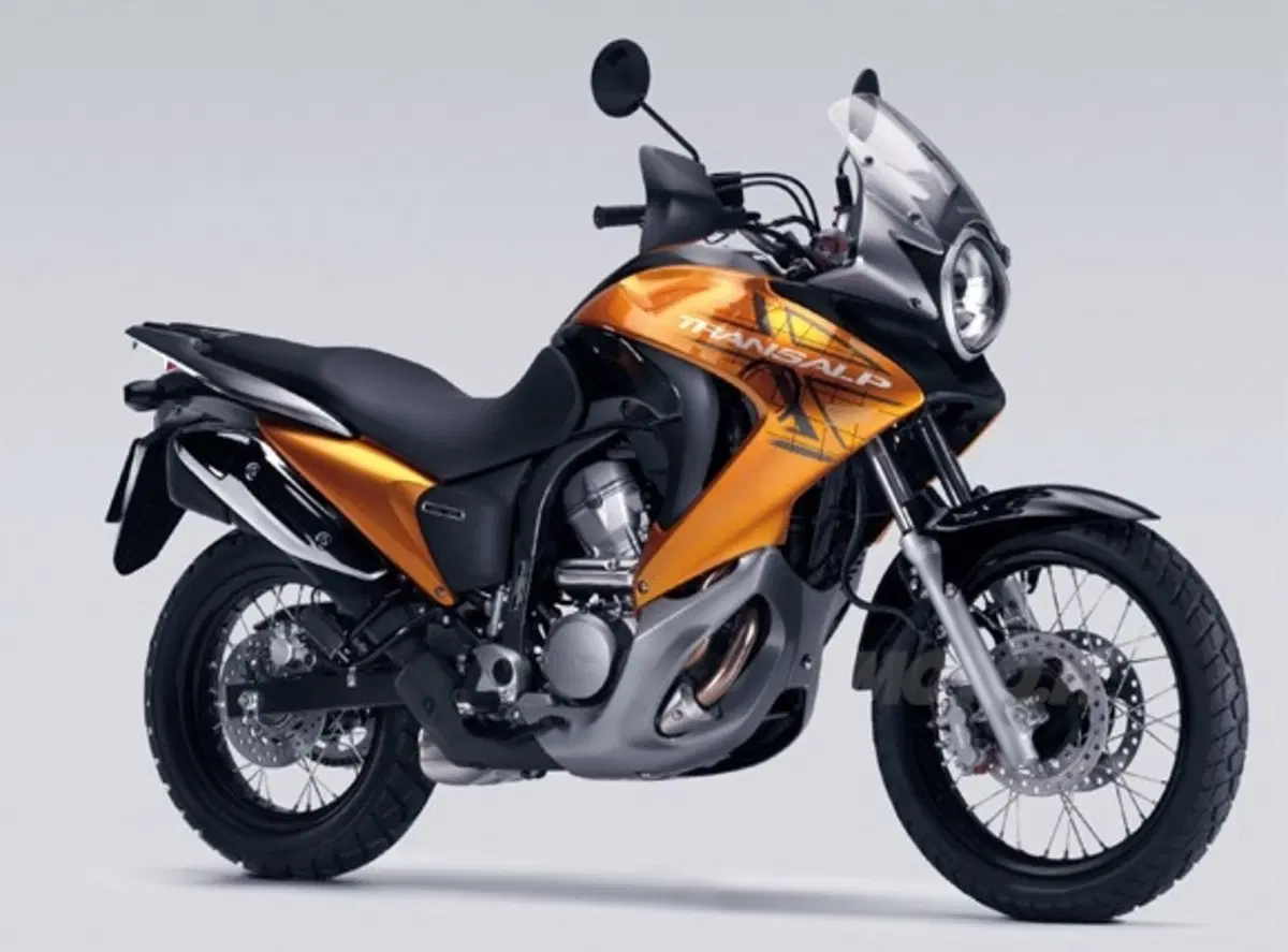 Guida alla Honda Transalp (6)