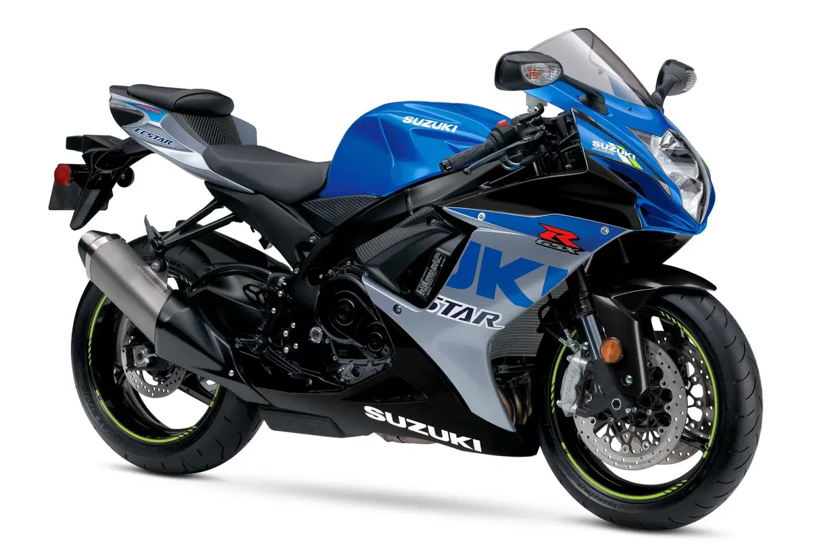 Suzuki, debuttano in USA le GSX-R 2022. E da noi? (20)