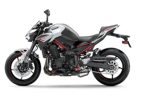 Kawasaki Z900 e Z900 Performance 2022. Nuove colorazioni (5)