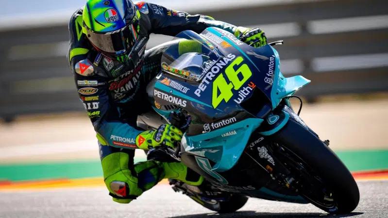 MotoGP 2021. GP di Aragon. Valentino Rossi: "Dura per mamma Stefania e pap&agrave; Graziano"
