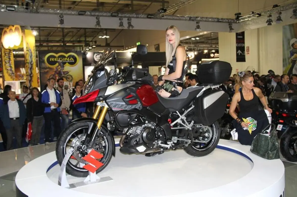 Suzuki, nuovi modelli e i programmi MotoGP all'Eicma 2013 (2)