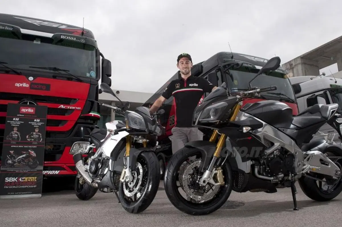 Aprilia Tuono V4R ABS (27)