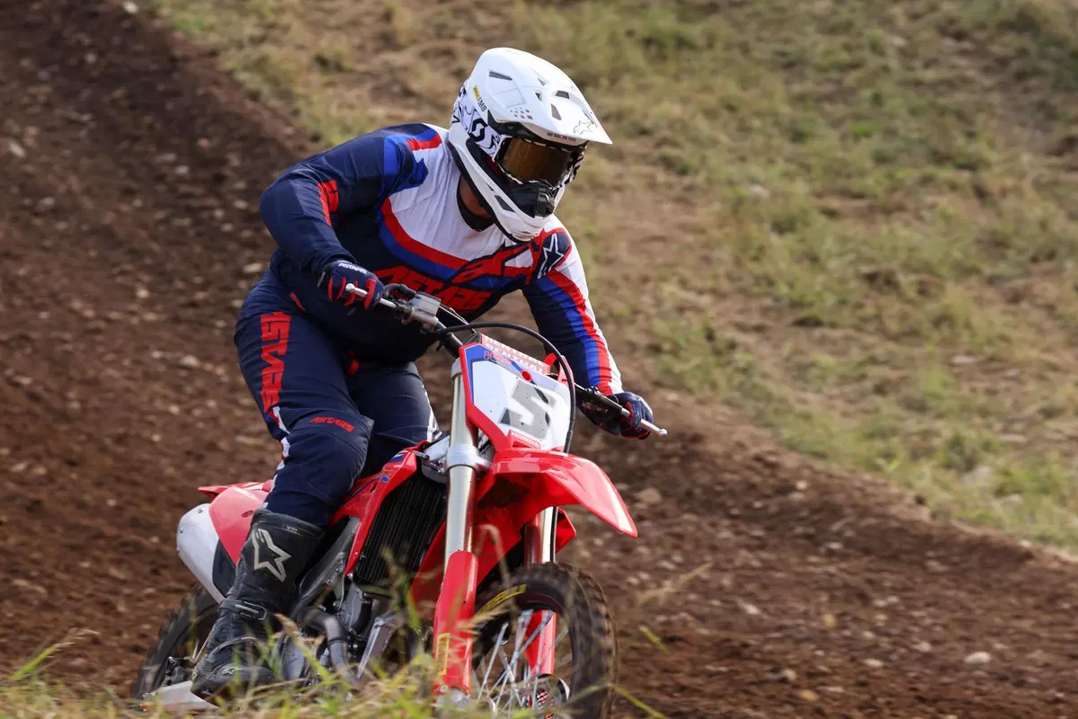 Honda CRF250R 2022 TEST: in pista con Alex Puzar e il nostro Perfetto! (3)