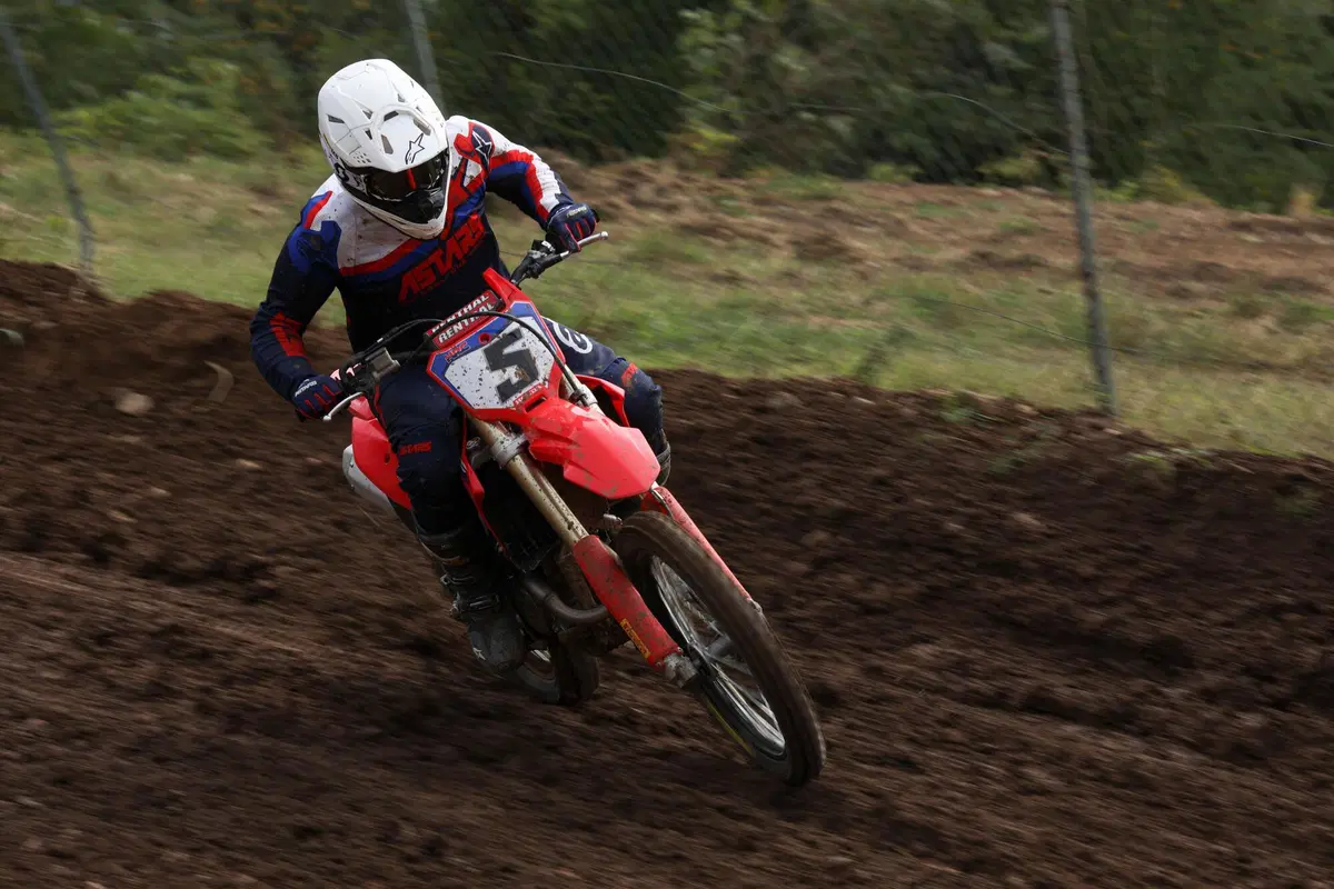 Honda CRF250R 2022 TEST: in pista con Alex Puzar e il nostro Perfetto! (4)