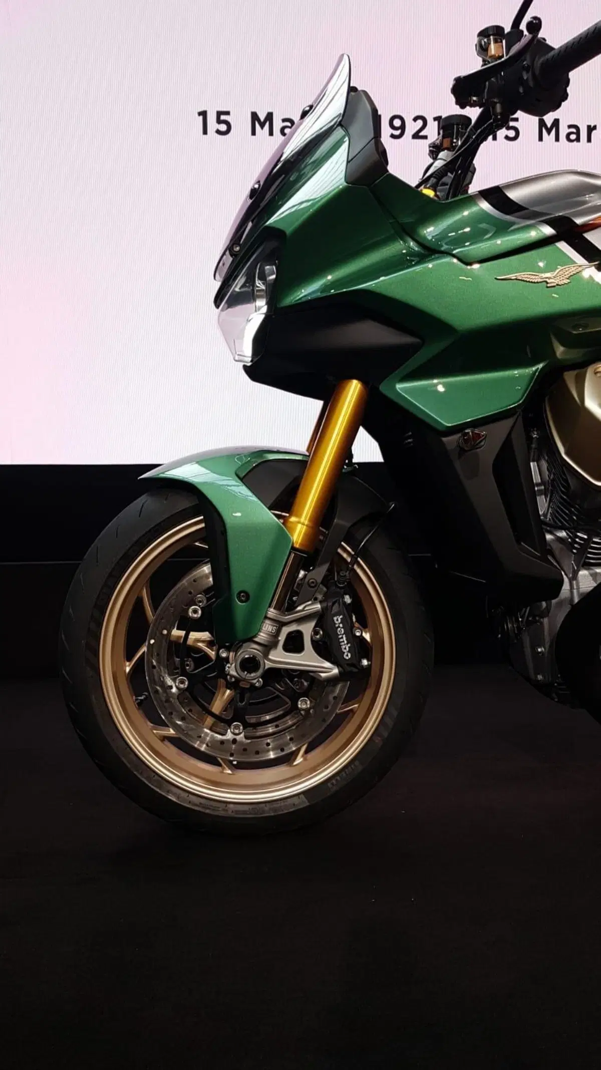 Nuova Moto Guzzi V100 Mandello, le foto definitive! (5)