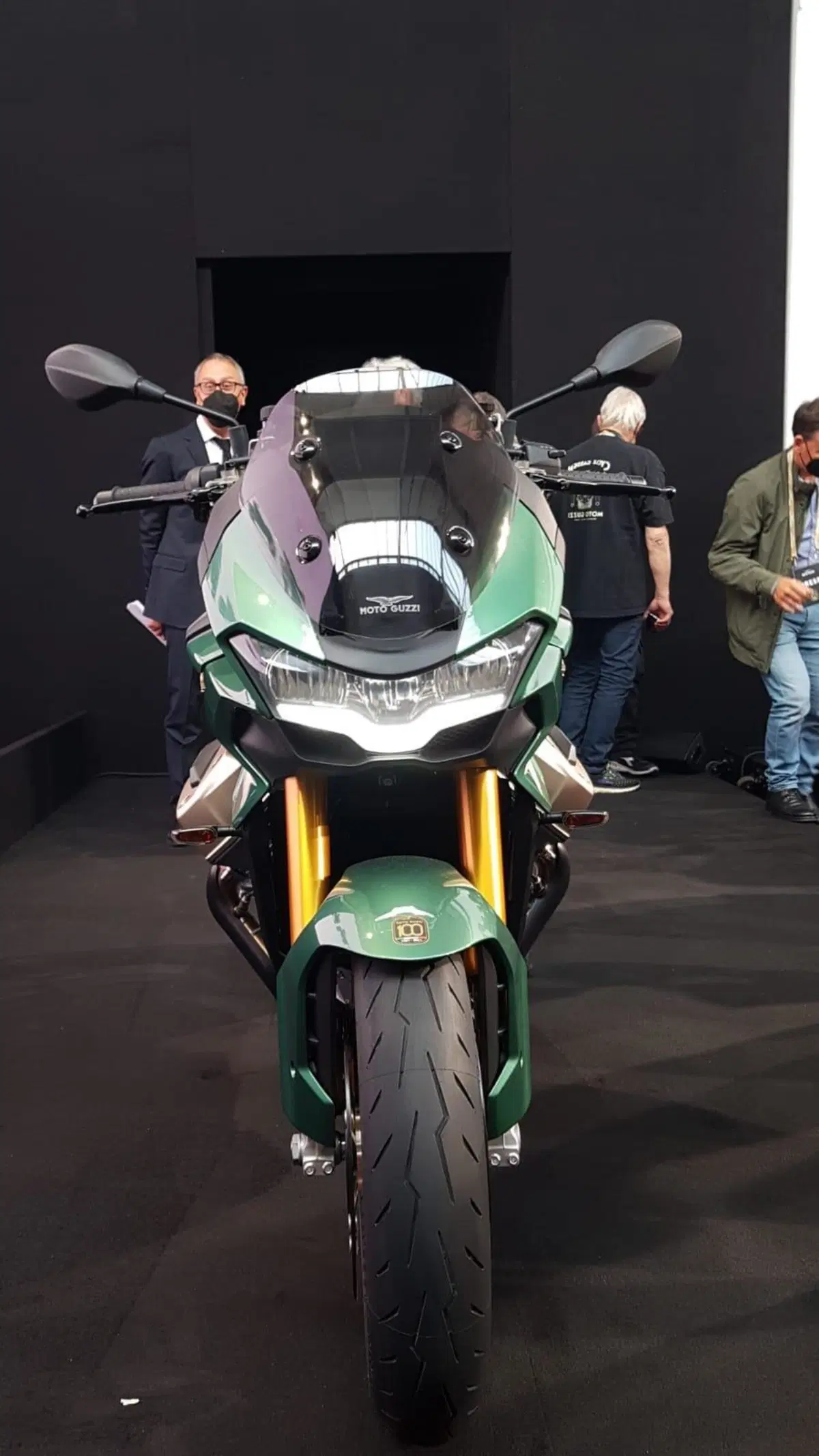 Nuova Moto Guzzi V100 Mandello, le foto definitive! (10)