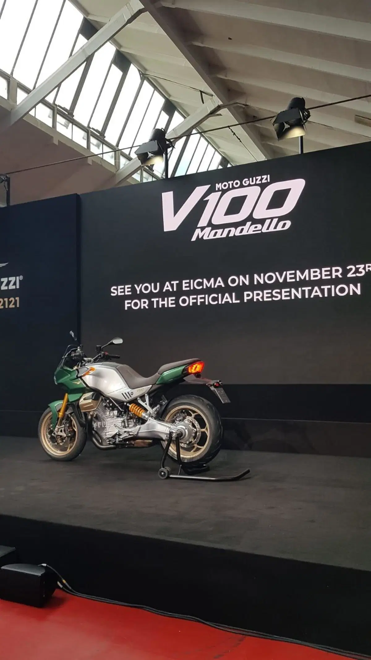 Nuova Moto Guzzi V100 Mandello, le foto definitive! (18)