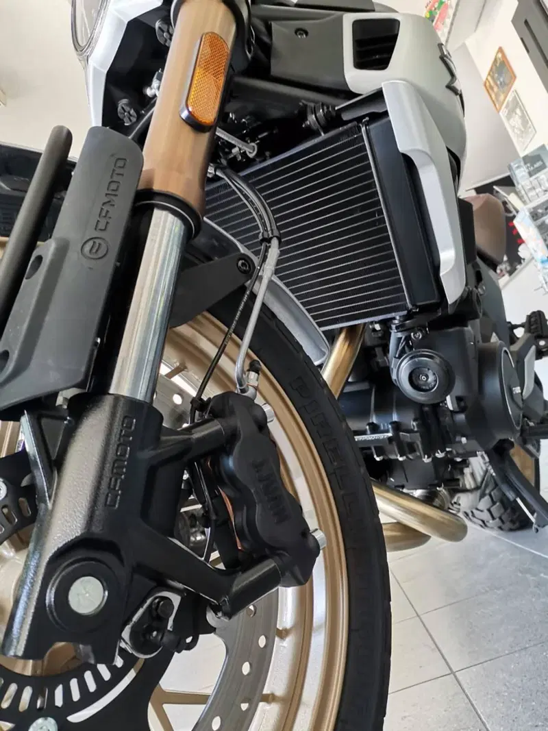 CFMOTO 700CL-X Heritage (2021 - 26) (3)