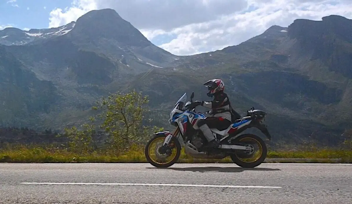 Viaggi, itinerari e giri in moto: le Alpi Graie e Cozie (15)