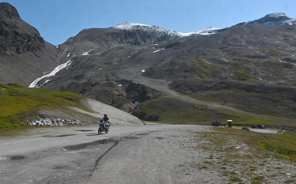 Viaggi, itinerari e giri in moto: le Alpi Graie e Cozie (50)