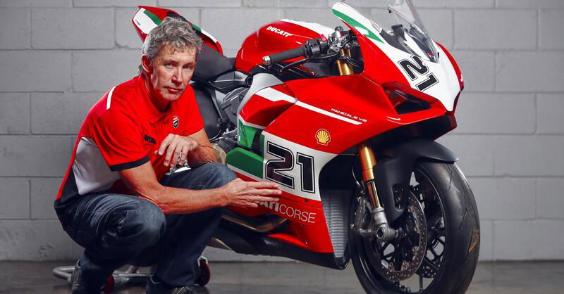 Ducati Panigale V2 Bayliss 1st Championship 20th Anniversary, al via la produzione