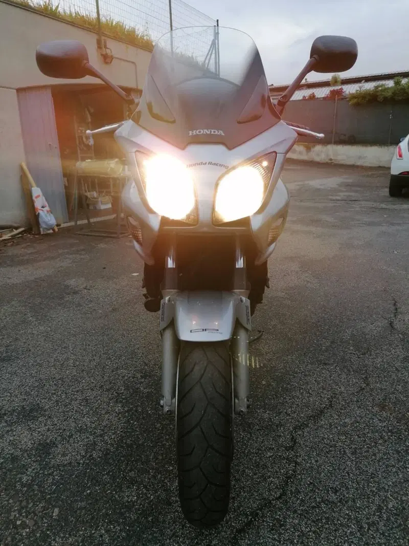 Honda CBF 1000 ST (4)