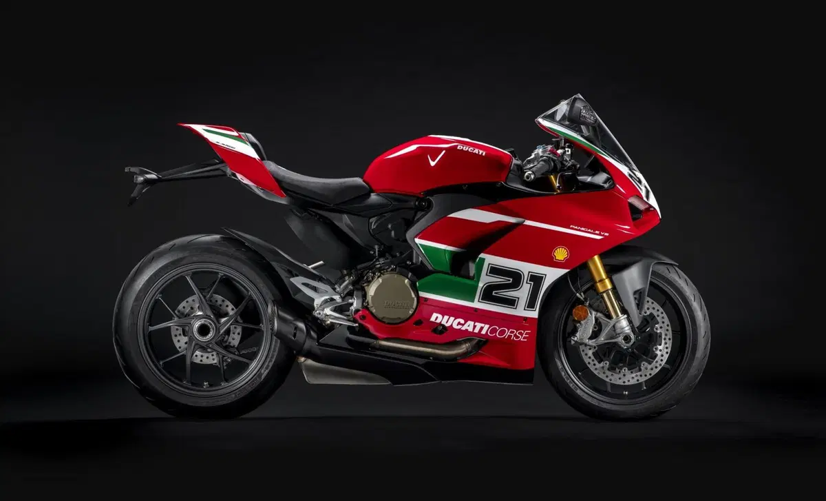 Ducati Panigale V2 Panigale V2 Bayliss 1st Championship 20th Anniversary (2021 - 24) (2)