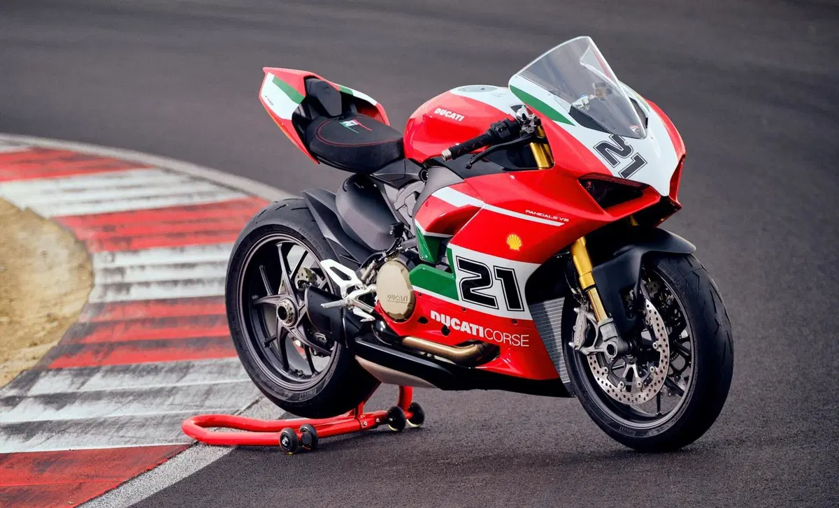Ducati Panigale V2 Panigale V2 Bayliss 1st Championship 20th Anniversary (2021 - 24) (4)