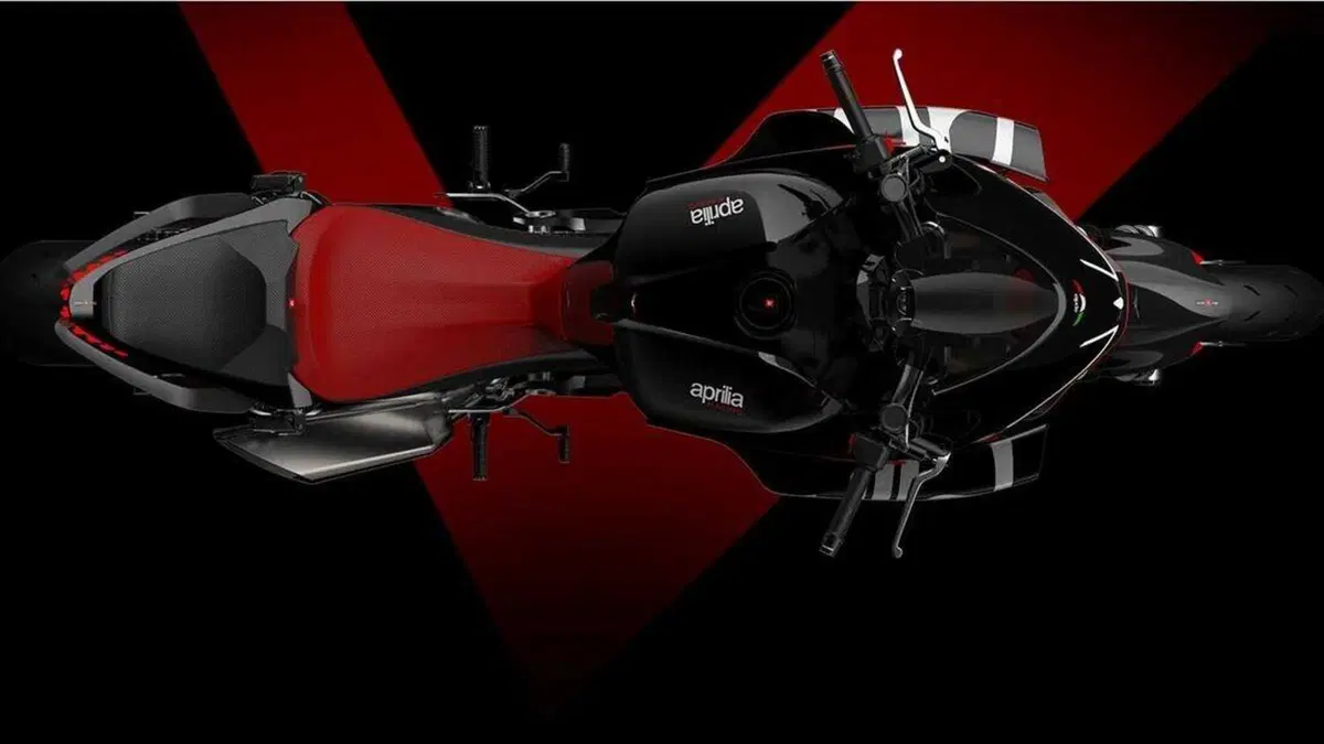 La Aprilia Caponord V4, rivale della Multistrada V4, immaginata così (4)