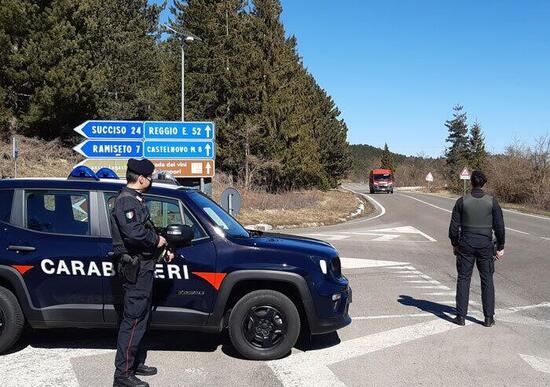 Castelnovo Monti (RE): 50enne cade in moto ubriaco e senza patente, rischia maxi multa