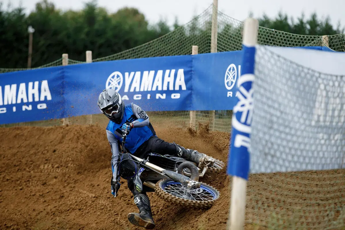 Yamaha YZ125 e 250 - 2022 TEST: i giapponesi credono nel 2 tempi. E fanno bene! (13)