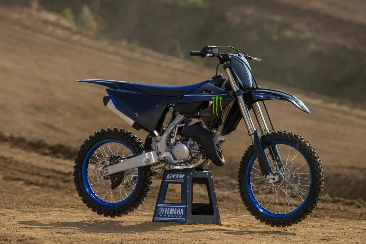 Yamaha YZ125 e 250 - 2022 TEST: i giapponesi credono nel 2 tempi. E fanno bene! (17)