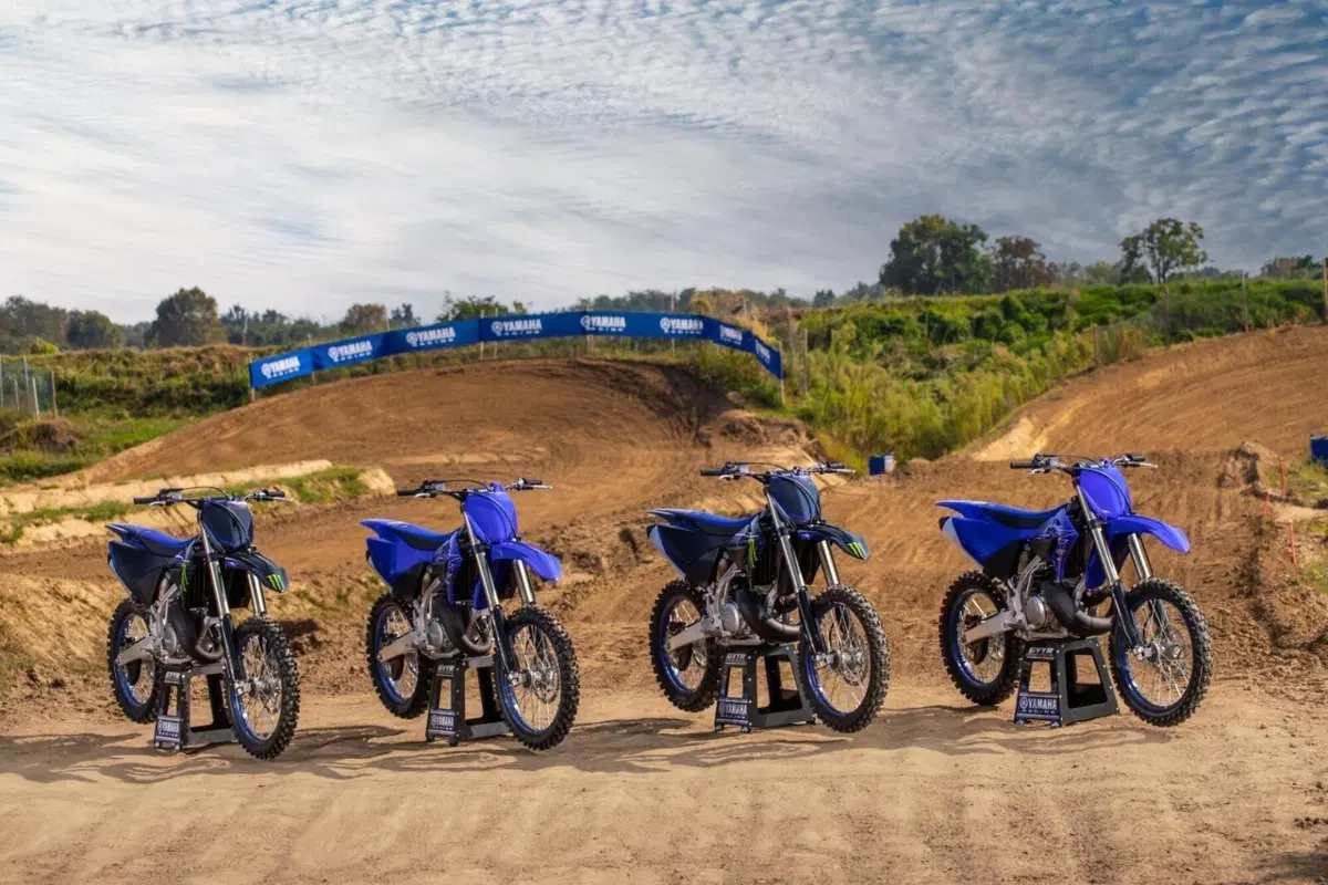 Yamaha YZ125 e 250 - 2022 TEST: i giapponesi credono nel 2 tempi. E fanno bene! (19)