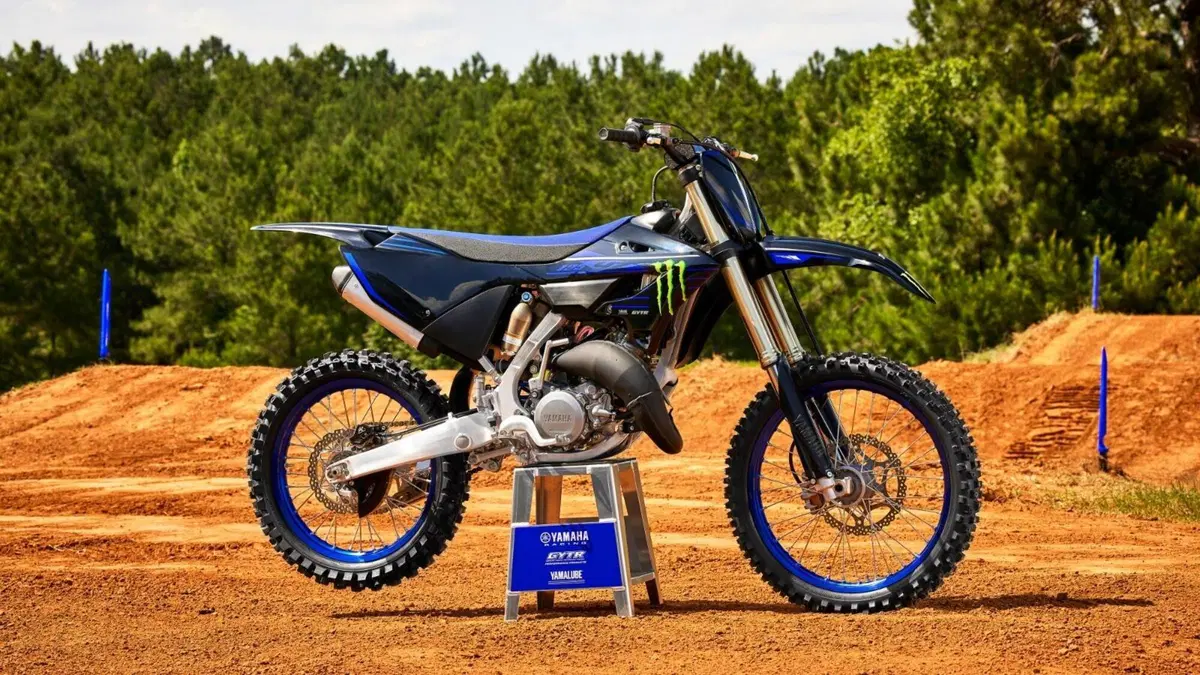 Yamaha YZ125 e 250 - 2022 TEST: i giapponesi credono nel 2 tempi. E fanno bene! (20)