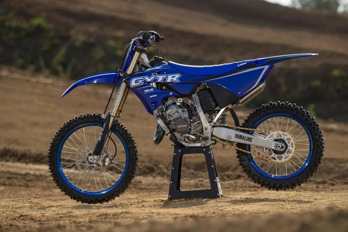 Yamaha YZ125 e 250 - 2022 TEST: i giapponesi credono nel 2 tempi. E fanno bene! (22)