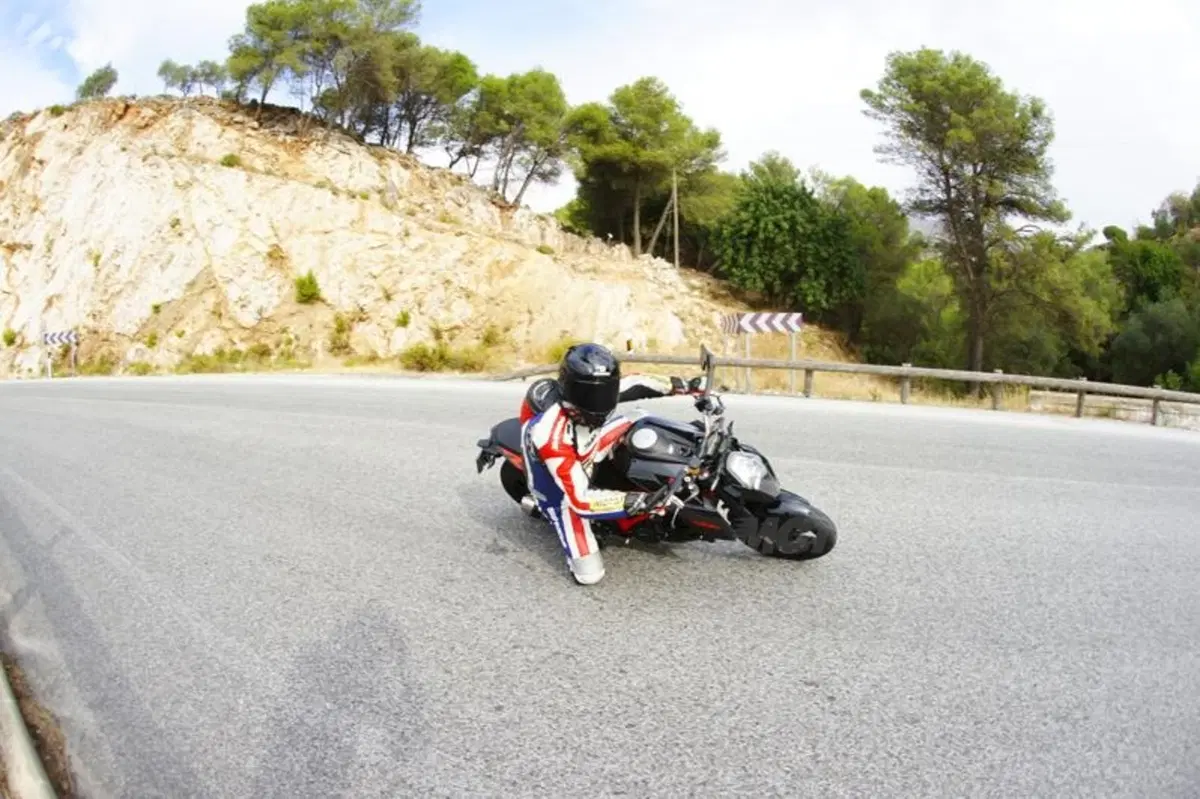KTM 1290 Super Duke R (9)