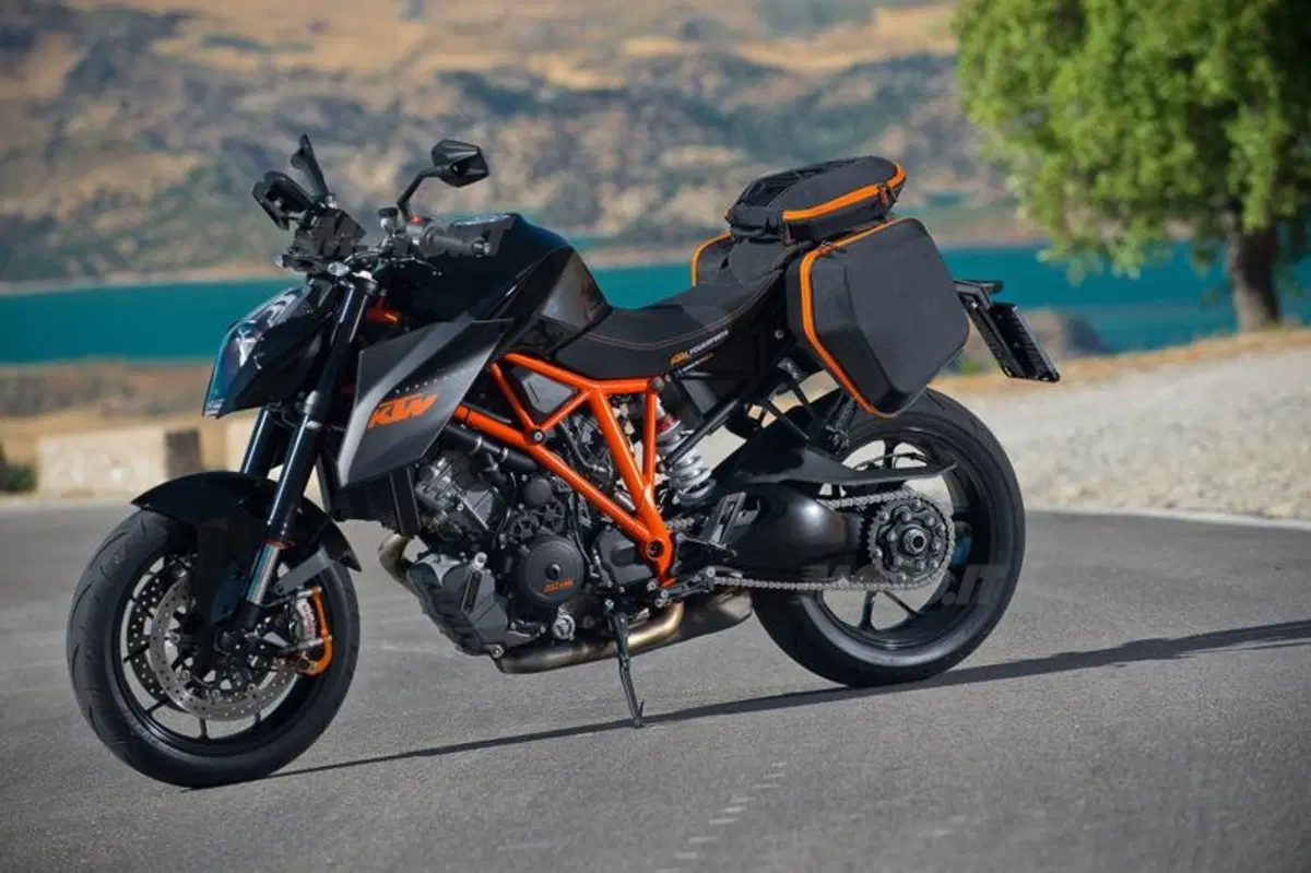 KTM 1290 Super Duke R (27)