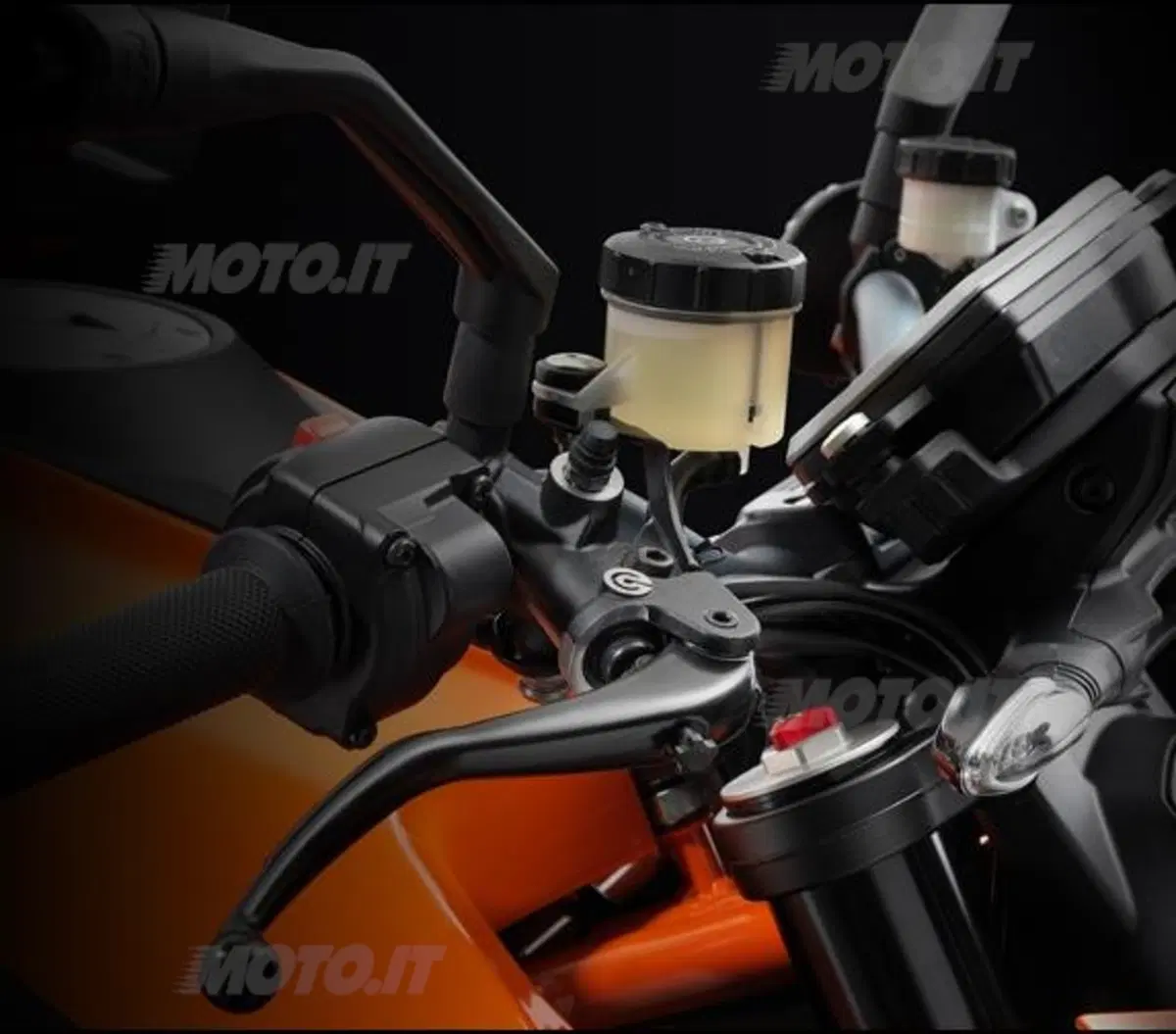 KTM 1290 Super Duke R (44)