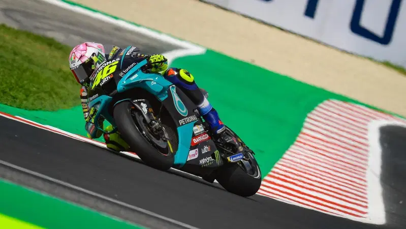 MotoGP, GP di Misano 2021. Valentino Rossi: "Bagnaia e Morbidelli si giocheranno il titolo 2022"