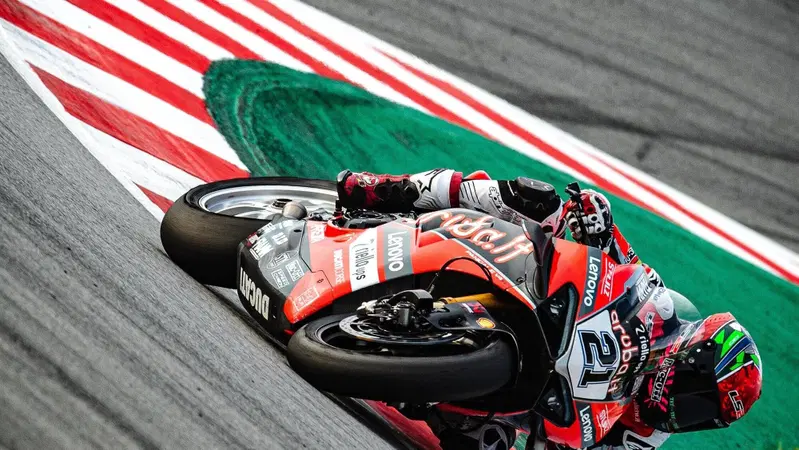 SBK 2021. GP di Catalunya a Barcellona: Michael Ruben Rinaldi conquista Gara2