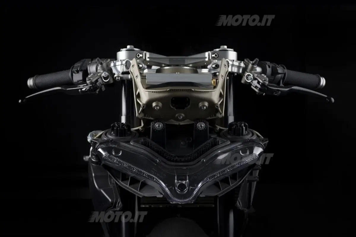 Ducati 1199 Superleggera, 200 cv per soli 155 chili (20)