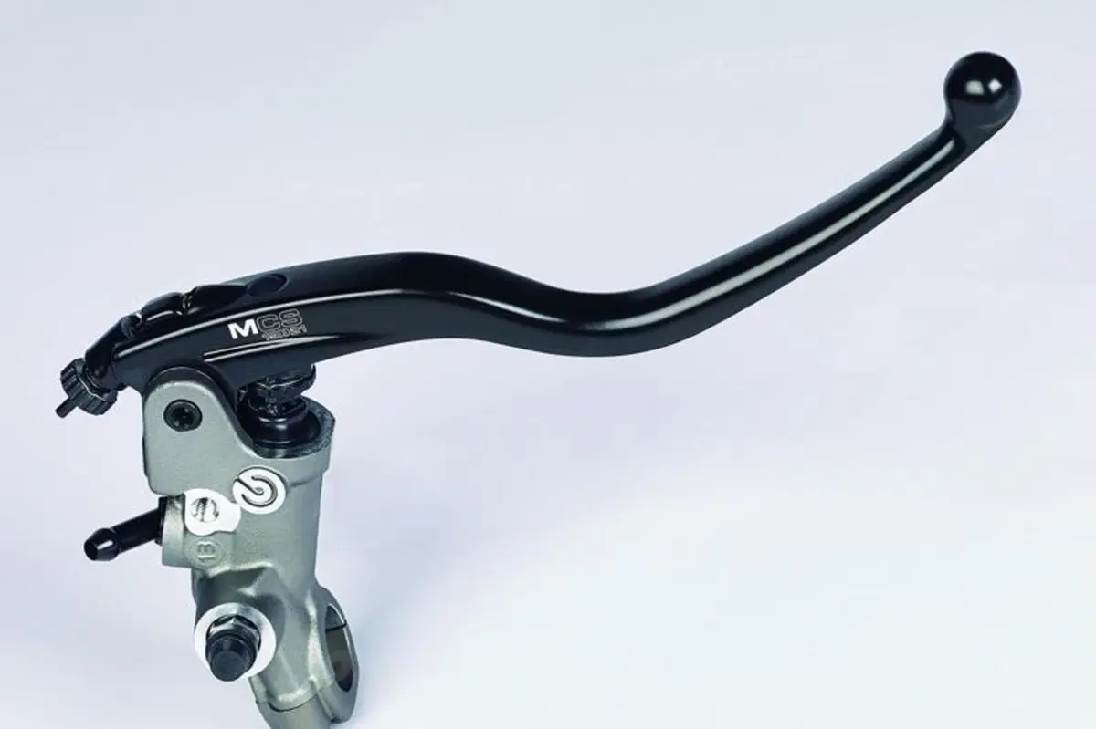 Ducati 1199 Superleggera, 200 cv per soli 155 chili (23)