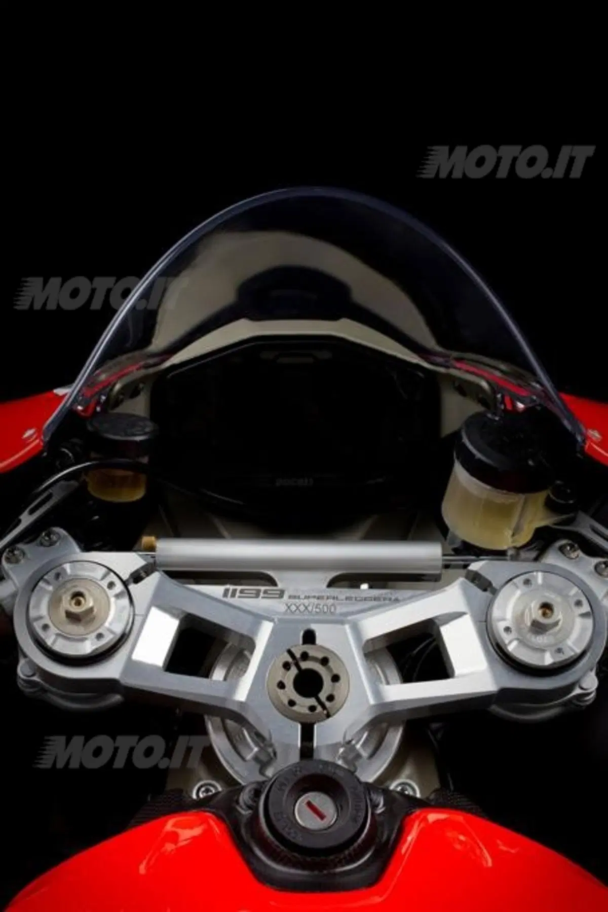 Ducati 1199 Superleggera, 200 cv per soli 155 chili (25)