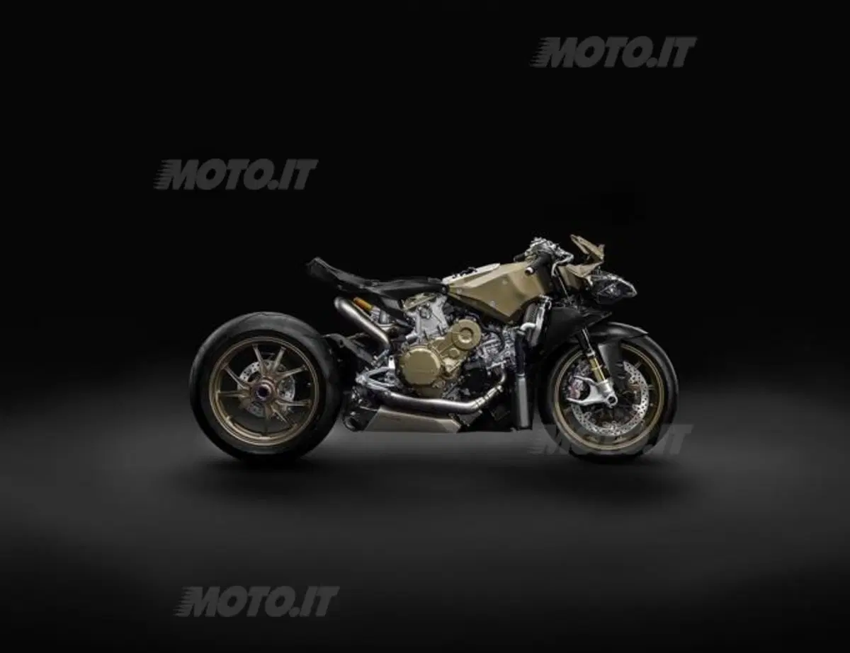 Ducati 1199 Superleggera, 200 cv per soli 155 chili (30)