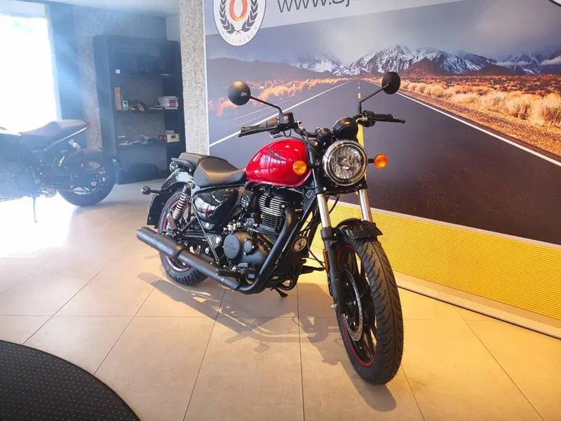 Royal Enfield Meteor 350 (2021 - 26) (3)