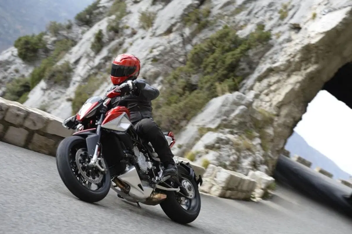 MV Agusta Rivale 800