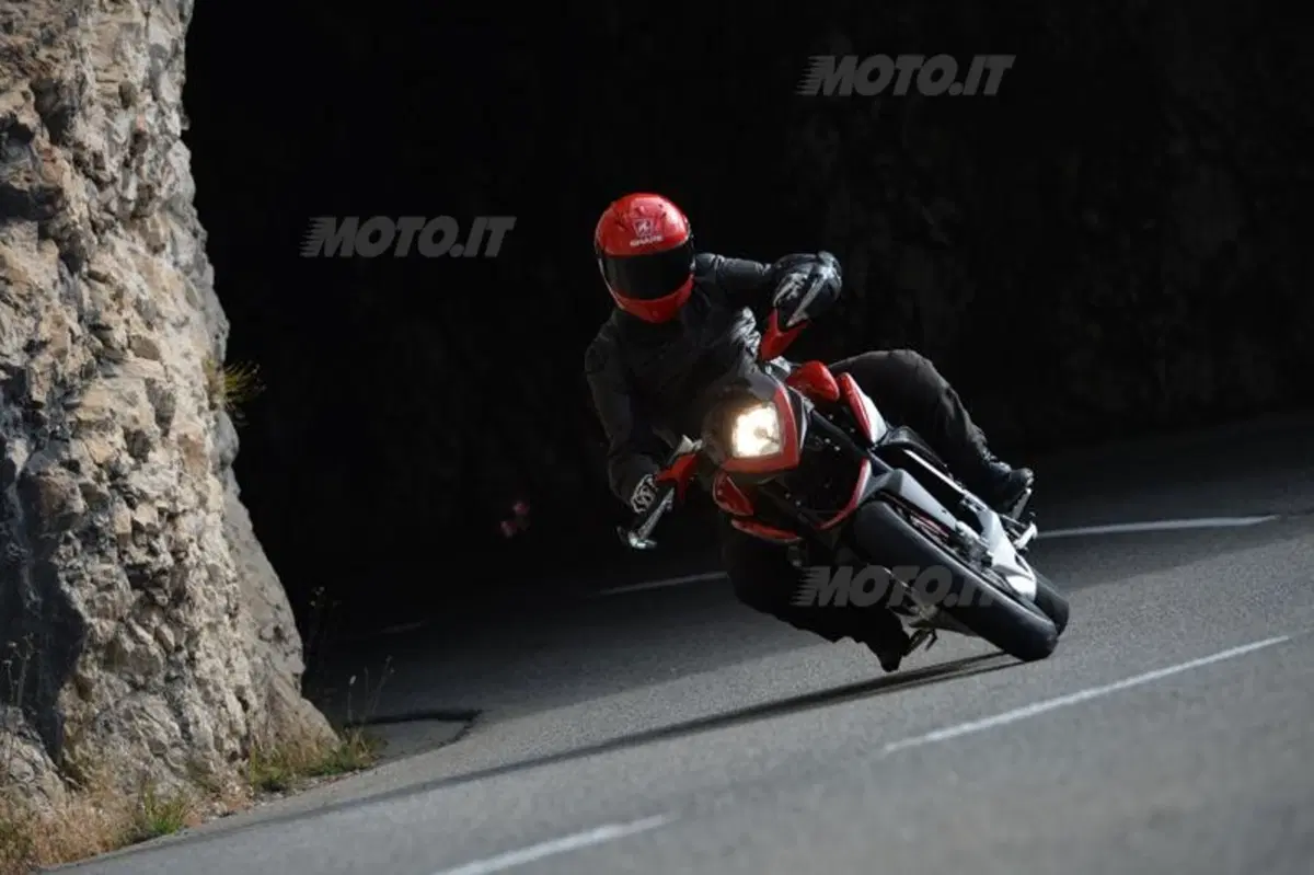 MV Agusta Rivale 800 (14)