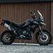 Triumph Tiger 900 Bond Edition: scheda tecnica, foto e prezzi della moto di 007