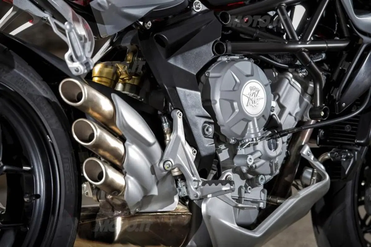 MV Agusta Rivale 800 (34)