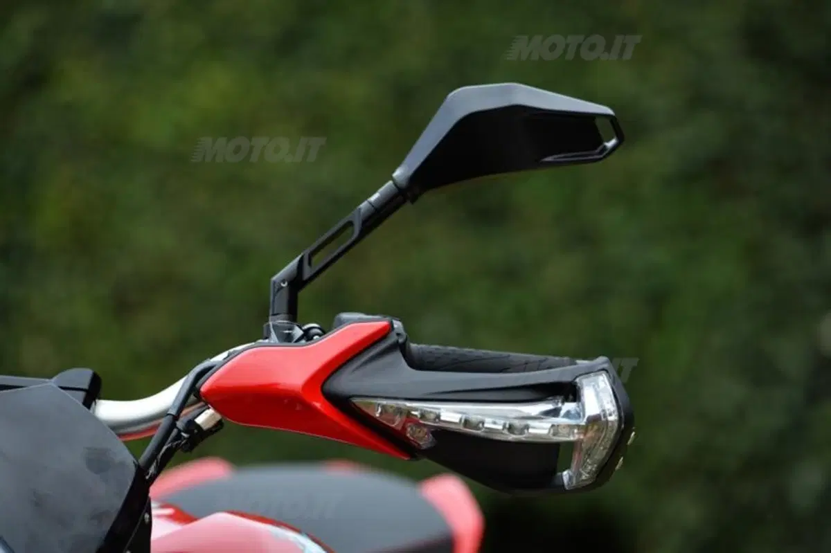 MV Agusta Rivale 800 (43)
