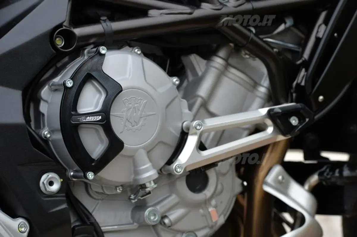 MV Agusta Rivale 800 (45)