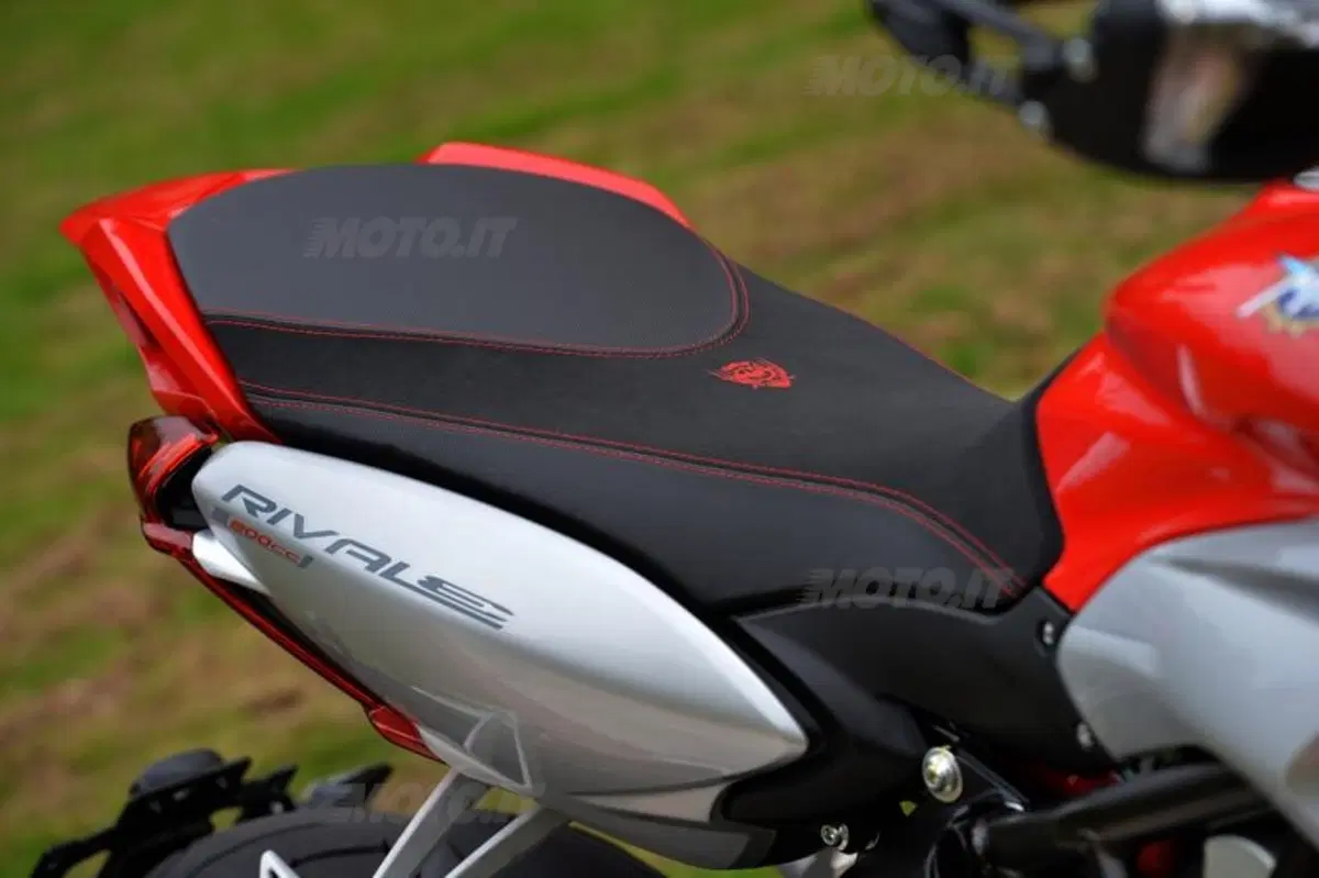 MV Agusta Rivale 800 (49)